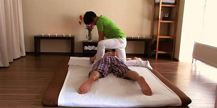 Thailändische Nuad-Massage